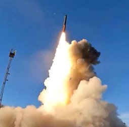 Russia offers US nuclear talks in bid to ease tensions