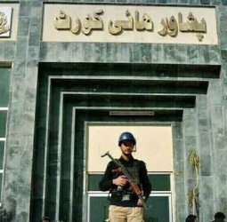 کے پی میں گورنر راج اور ایمرجنسی کے خلاف درخواستوں پر اٹارنی جنرل کو نوٹس جاری
