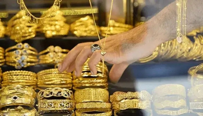 مسلسل 5 روز کمی کے بعد سونا اچانک ہزاروں روپے مہنگا، فی تولہ کتنے کا ہوگیا؟